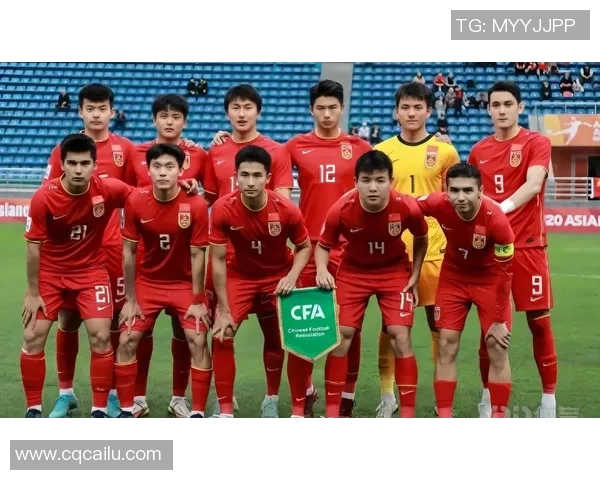 中国与伊朗足球对决首发阵容及替补球员全面解析 中国与伊朗足球对决首发阵容及替补球员全面解析