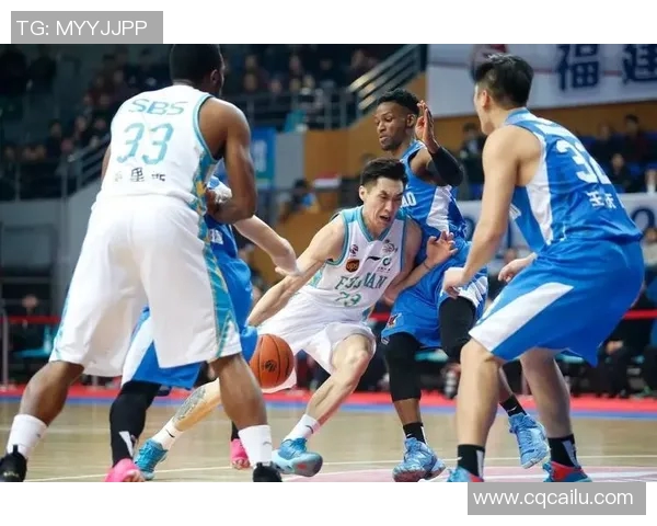 赵泰隆的篮球梦想与奋斗历程:从青涩少年到职业球员的成长之路 赵泰隆的篮球梦想与奋斗历程:从青涩少年到职业球员的成长之路