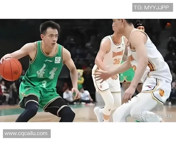 赵继伟带领辽宁男篮再创辉煌赛季表现引发球迷热议与期待