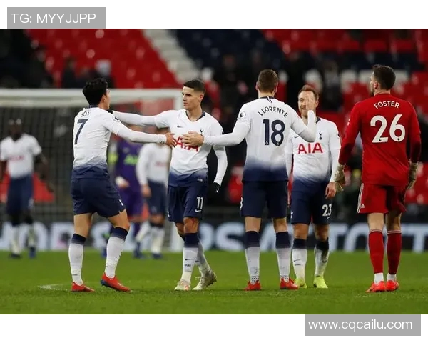 日本与意大利下半场精彩对决分析与战术解读 日本与意大利下半场精彩对决分析与战术解读