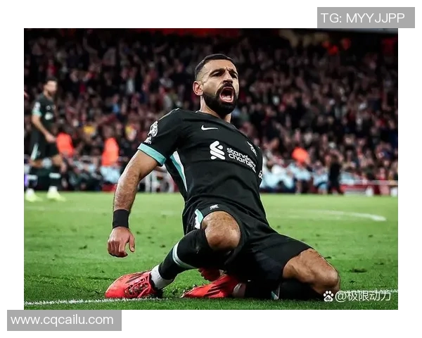 萨拉赫领衔利物浦冲击英超冠军展现超凡实力与团队默契 萨拉赫领衔利物浦冲击英超冠军展现超凡实力与团队默契